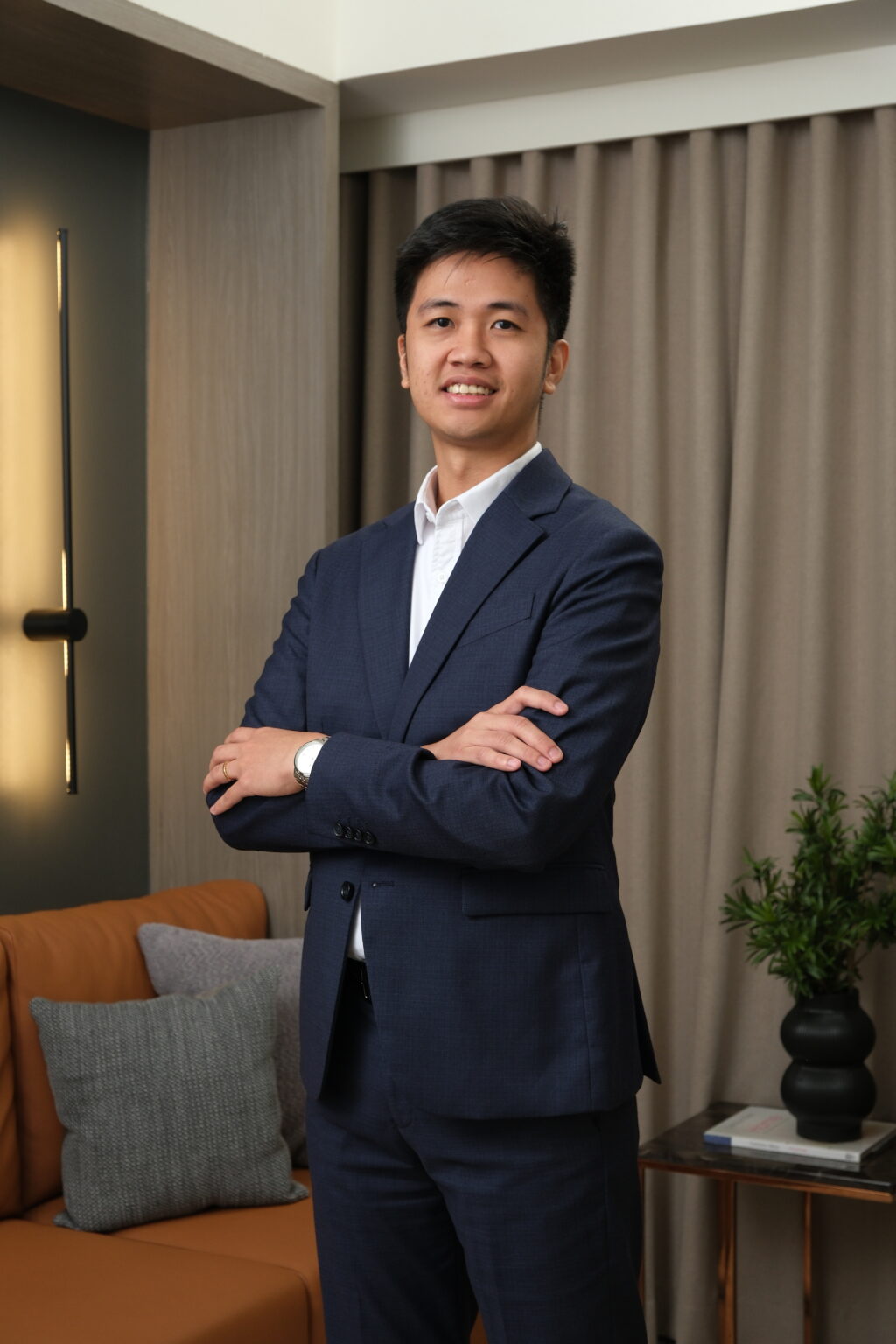 Jenell de Guzman - Megaworld Agent